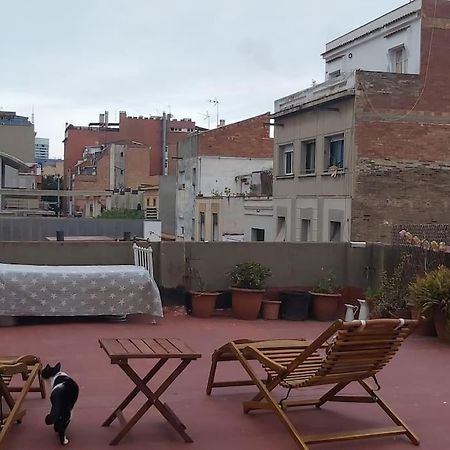 Small Room In Sants With Huge Terrace บาร์เซโลนา ภายนอก รูปภาพ