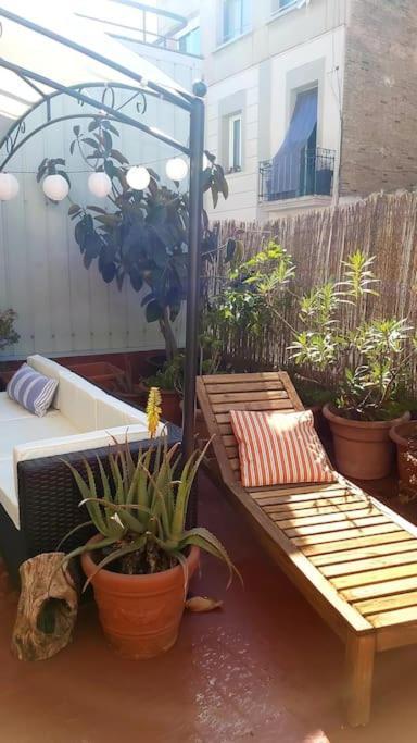 Small Room In Sants With Huge Terrace บาร์เซโลนา ภายนอก รูปภาพ