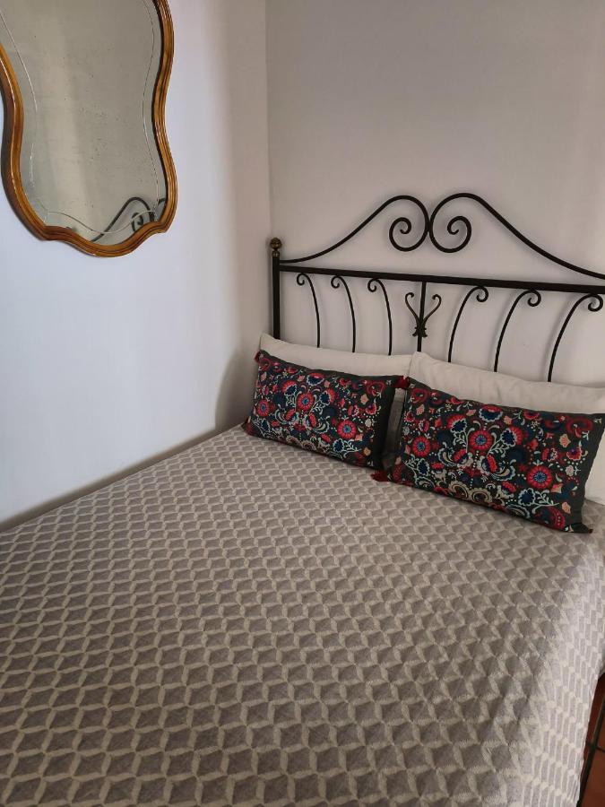 Small Room In Sants With Huge Terrace บาร์เซโลนา ภายนอก รูปภาพ